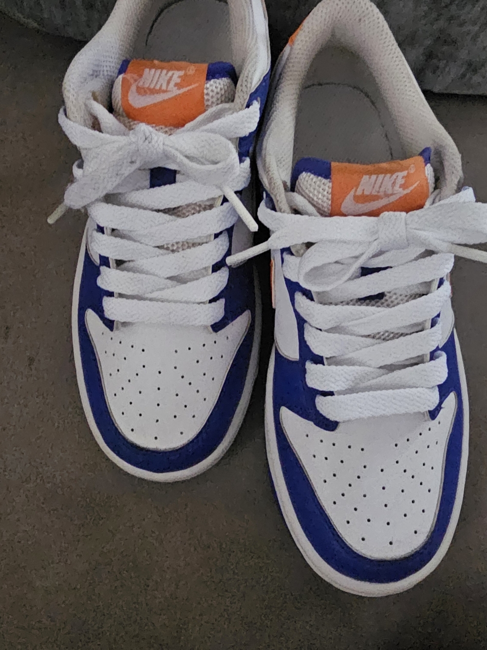 Nike Kids Dunk Low 'Knicks' White And Orange Sneakers - Picture 8 of 8